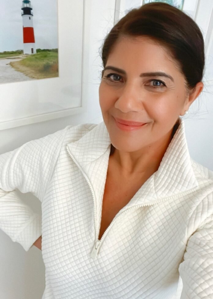 Dudley-Stephens-new-spring-collection-and-Desiree-Leone-of-Beautifully-Seaside
