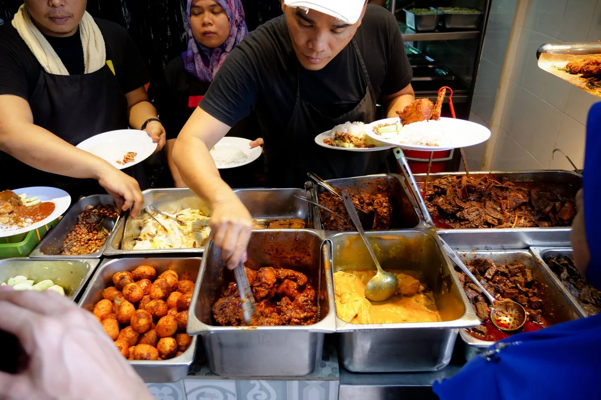 Rice in Cream: Why Nasi Lemak Tanglin Is Kuala Lumpur’s Best-Kept Breakfast Secret