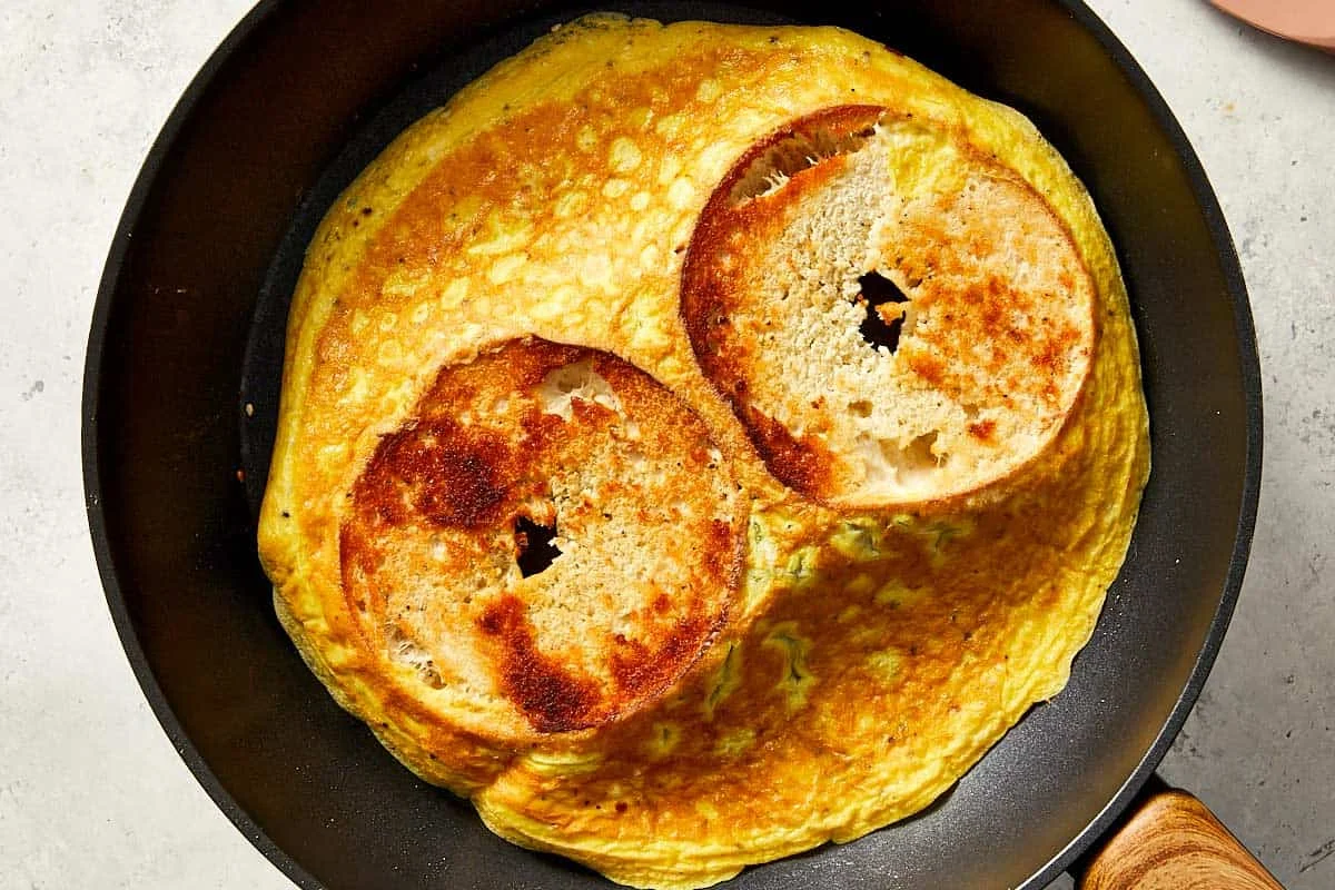 10-Minute Breakfast Bagel