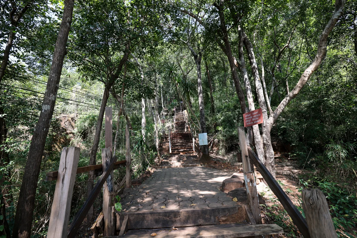 The Temple I Climbed in Thailand Where Half the Path Is Just Wooden Planks on a Cliff - photo 3
