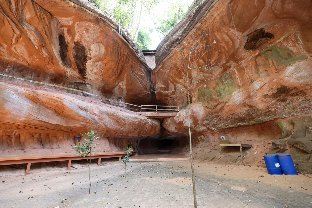The Temple I Climbed in Thailand Where Half the Path Is Just Wooden Planks on a Cliff - photo 5