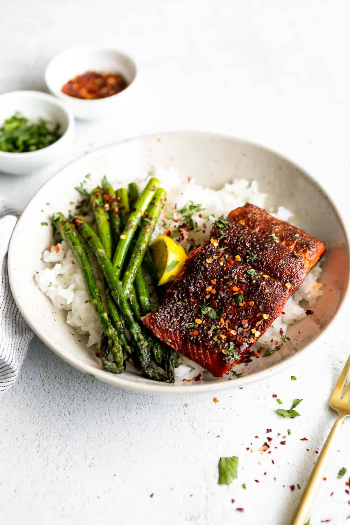 Crispy air fryer salmon plated with lemon