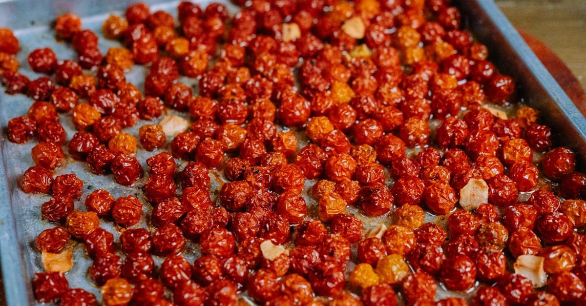 Roasted Tomatoes: A 15-Minute Side That Tastes Like Summer